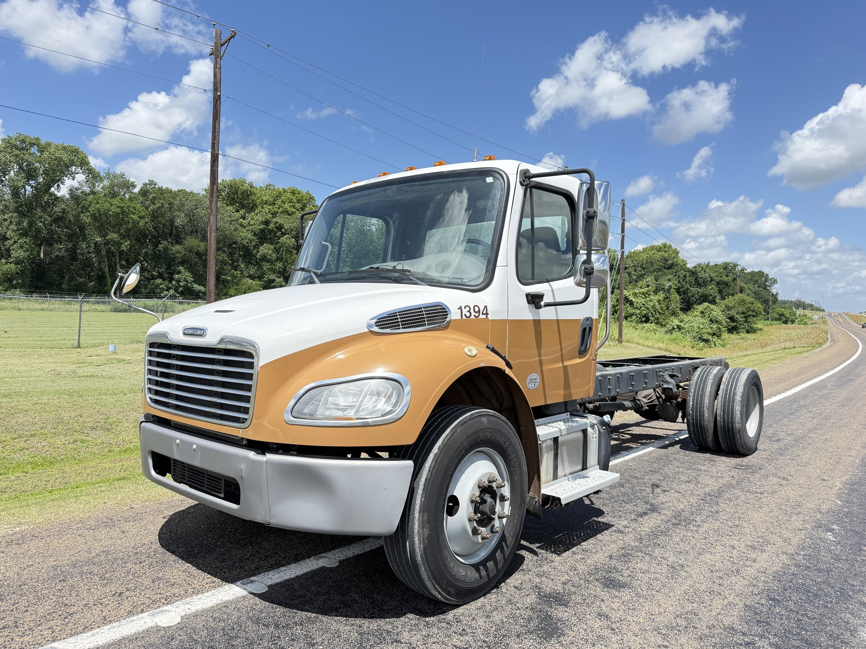 2019 Freightliner M2 106 - Photo 1