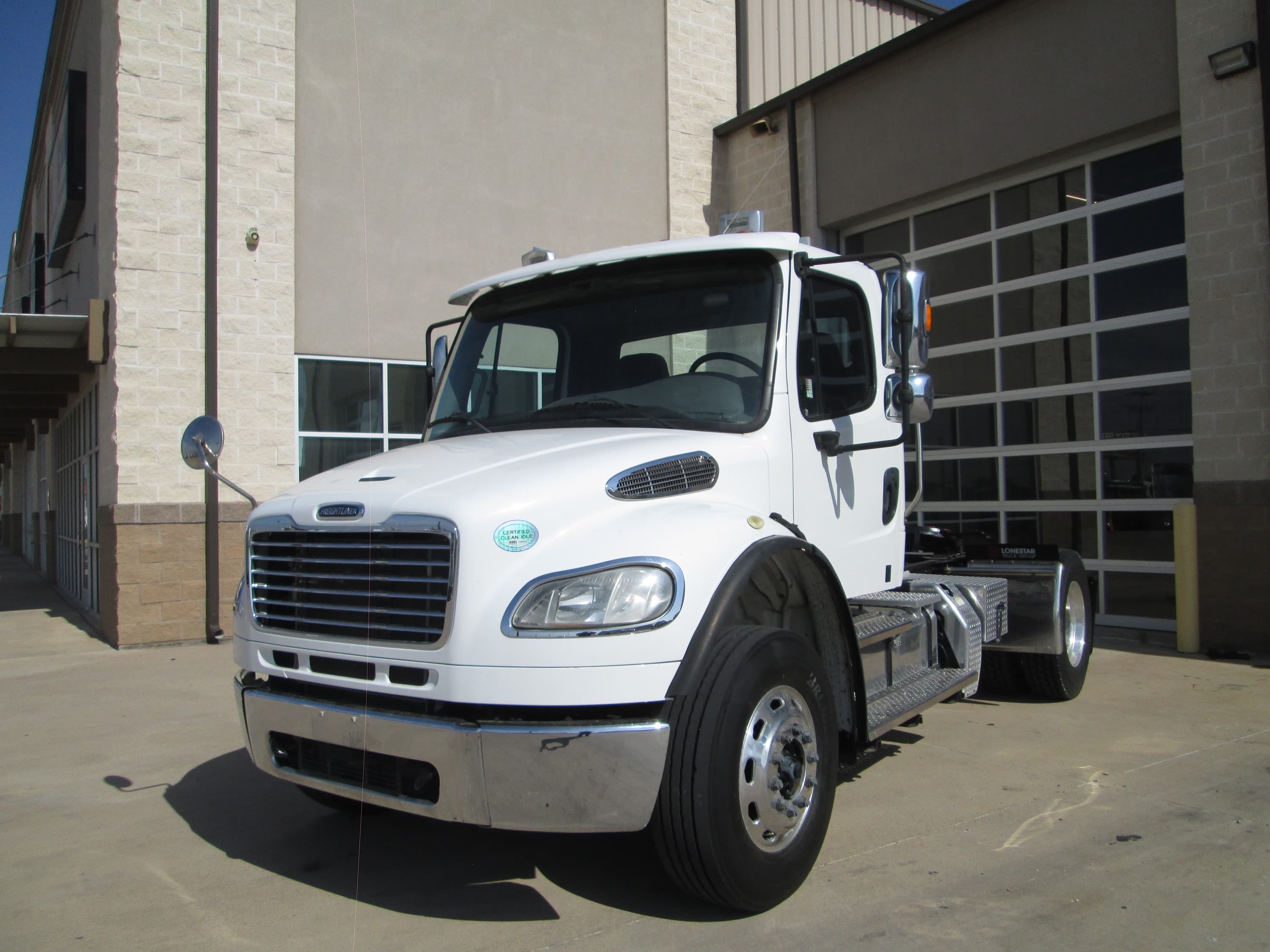 2019 Freightliner M2 106 - Photo 1