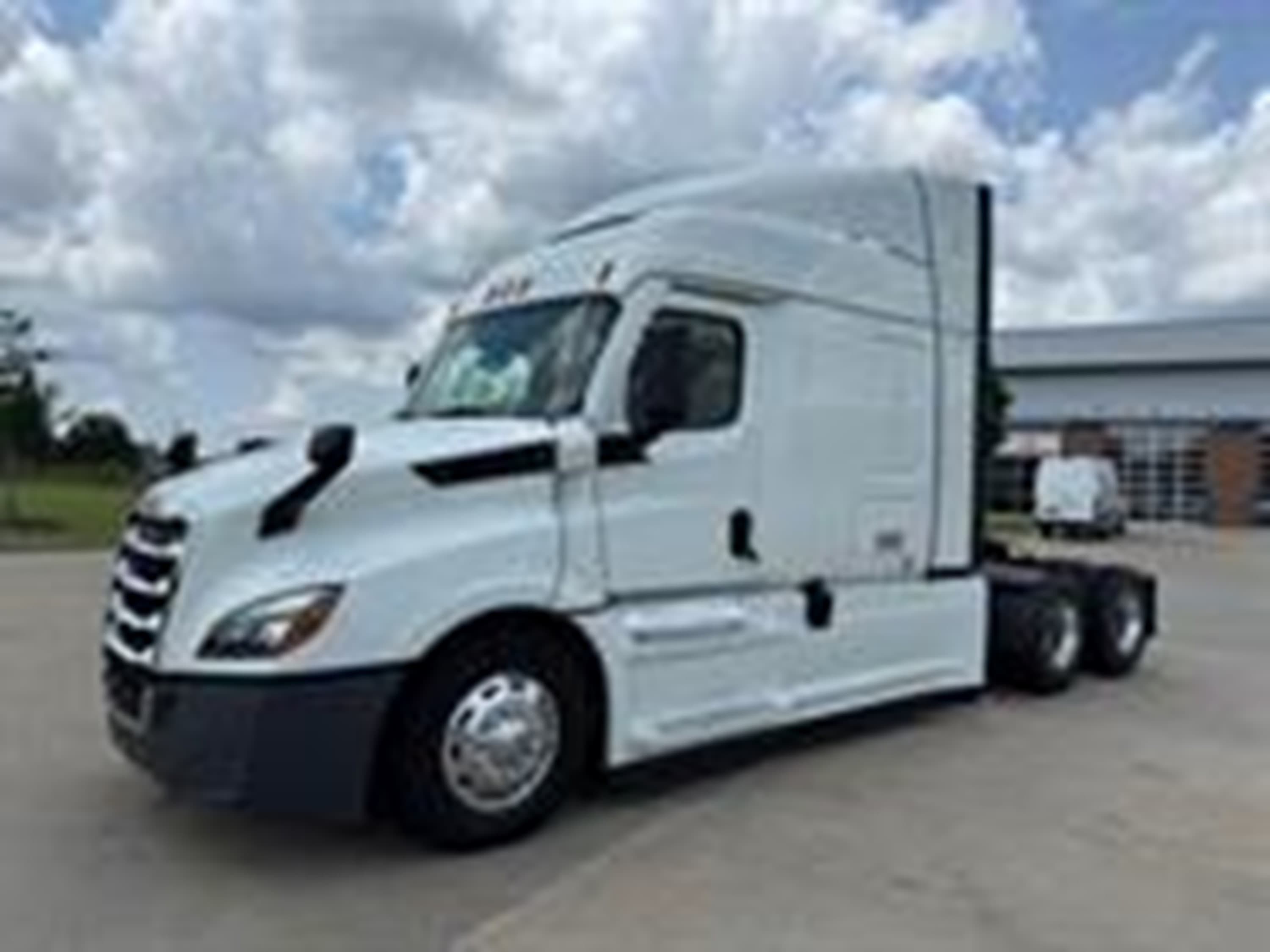 2021 Freightliner CA126 Cascadia - Photo 1