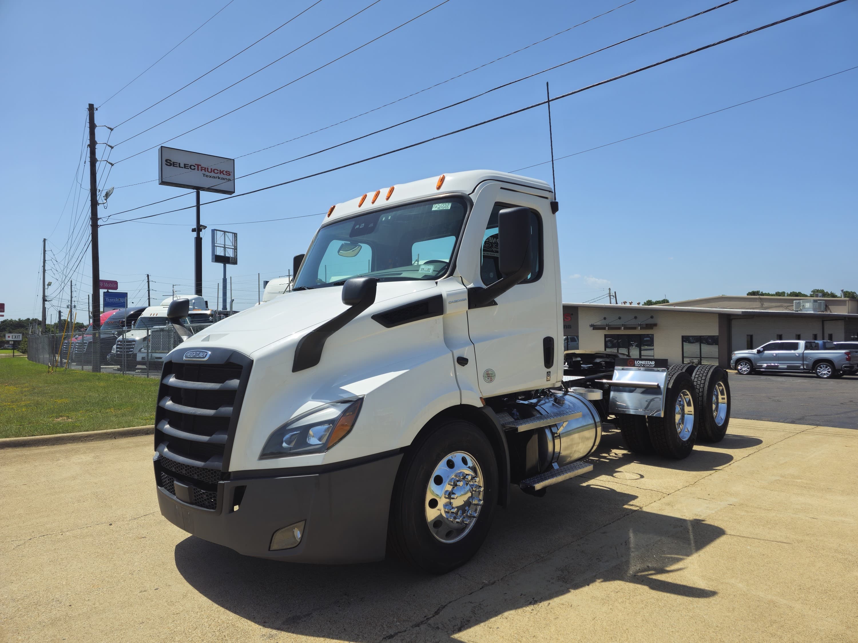 2022 Freightliner CA116 Cascadia - Photo 1