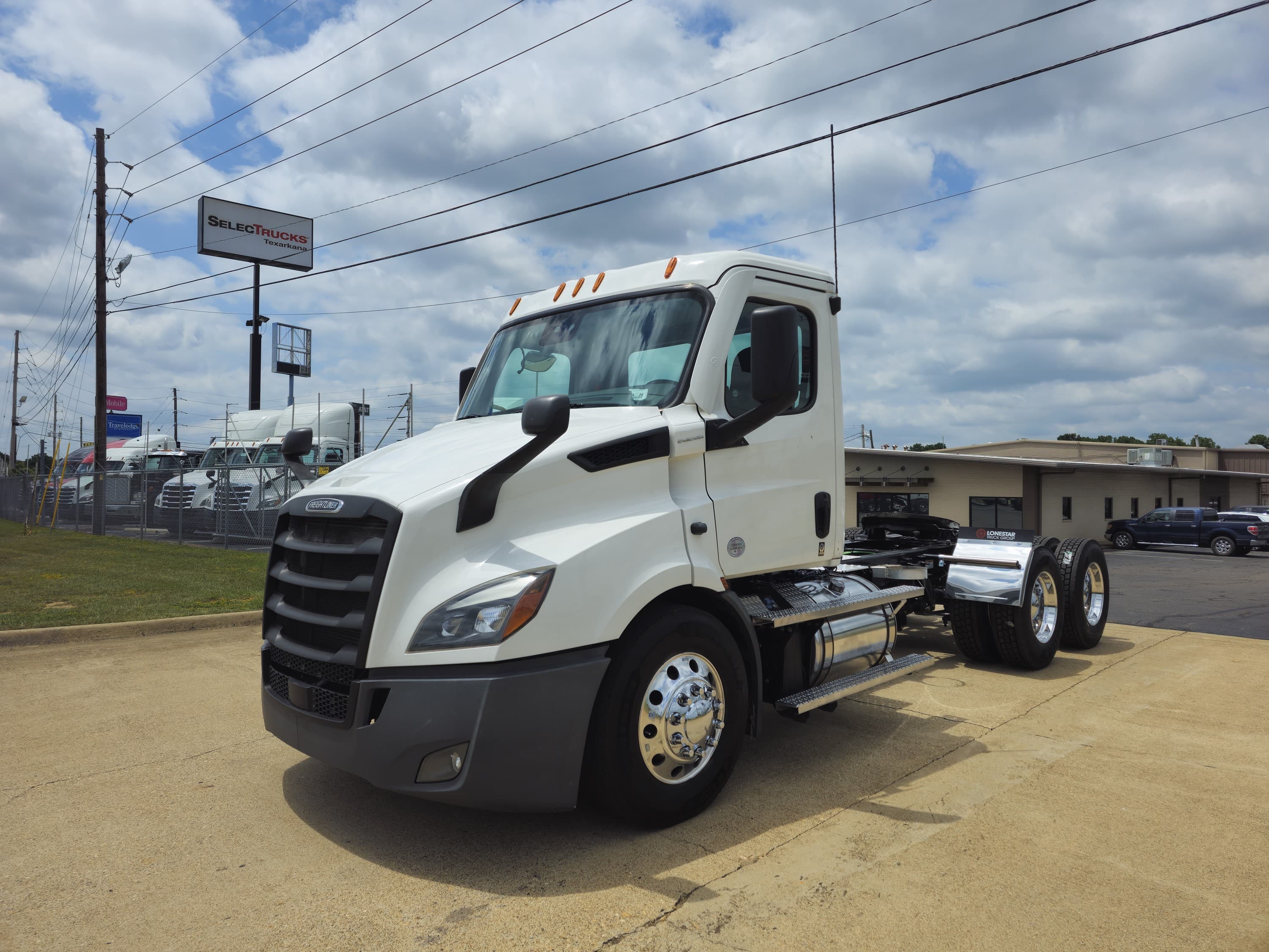 2022 Freightliner CA116 Cascadia - Photo 1