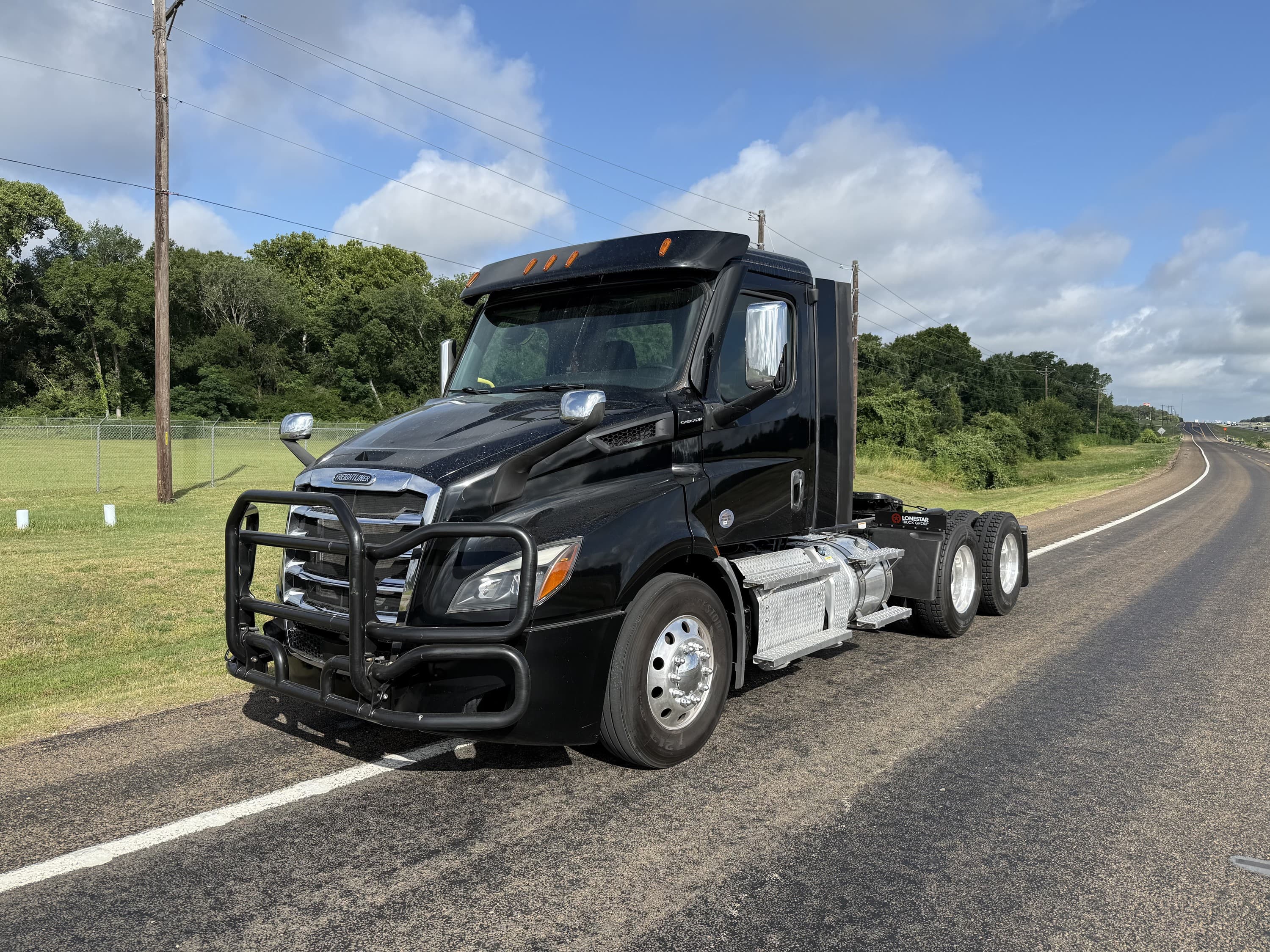 2022 Freightliner CA116 Cascadia - Photo 1