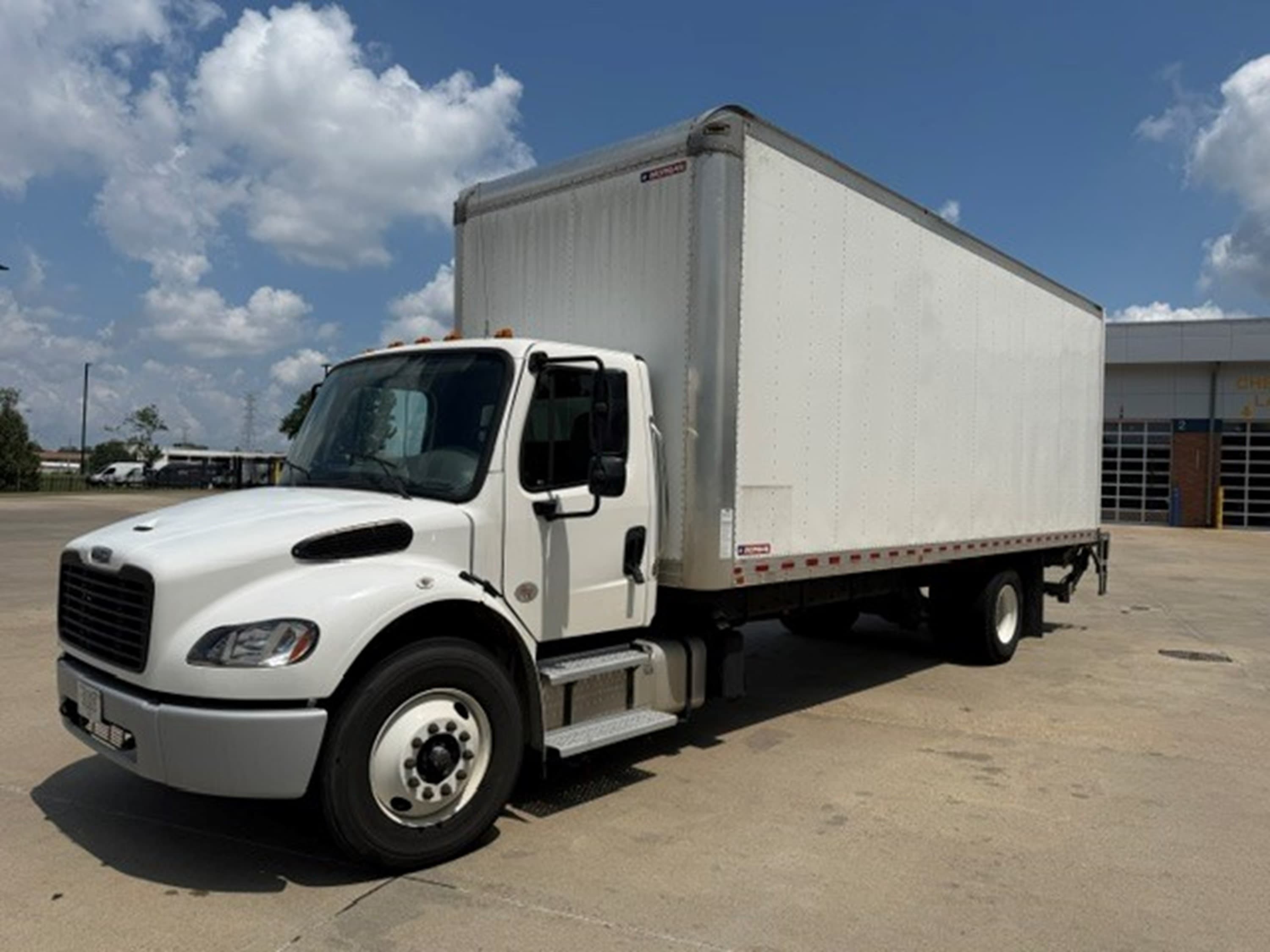 2024 Freightliner M2 106 - Photo 1