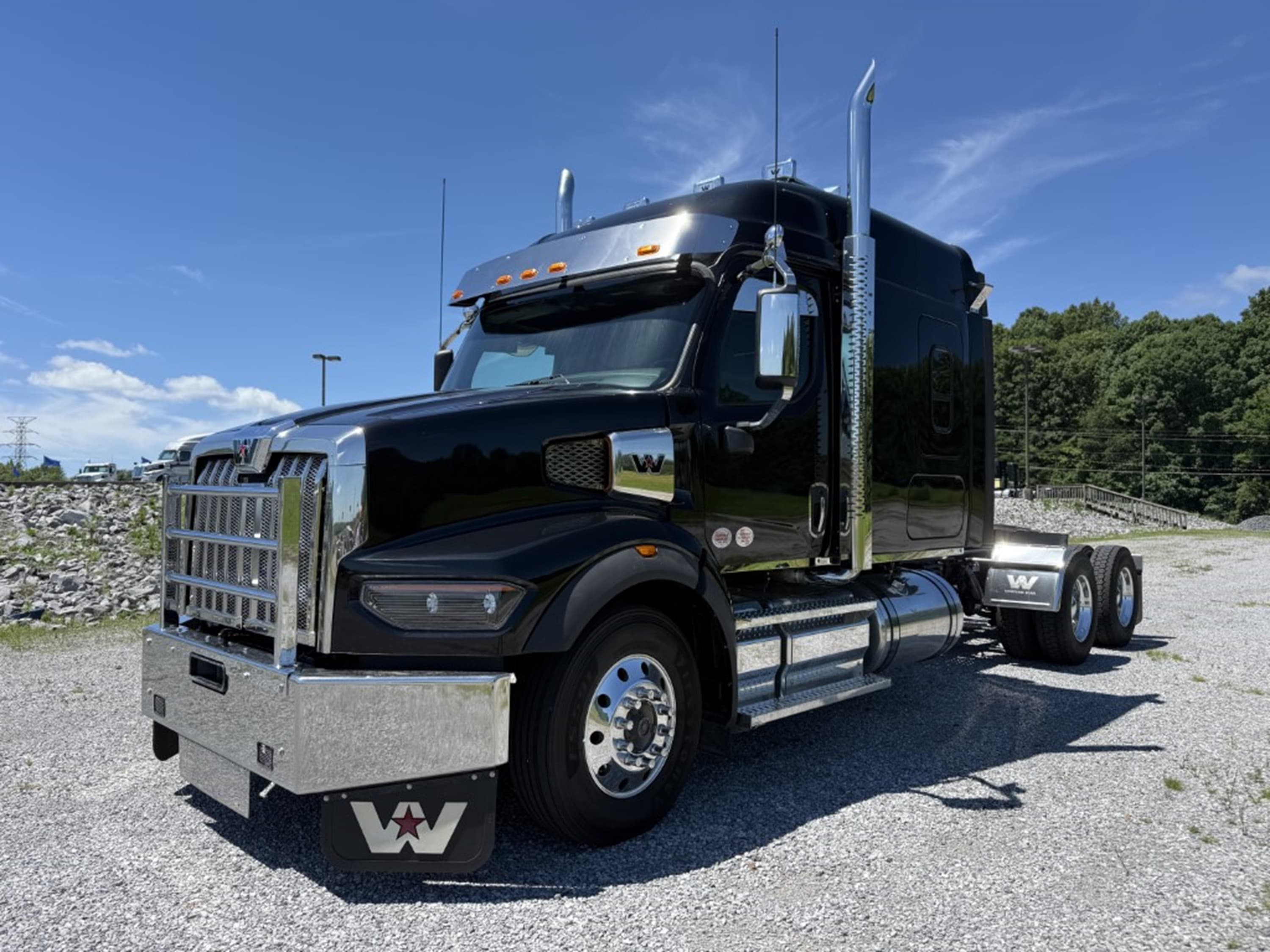 2025 Western Star 49X - Photo 1