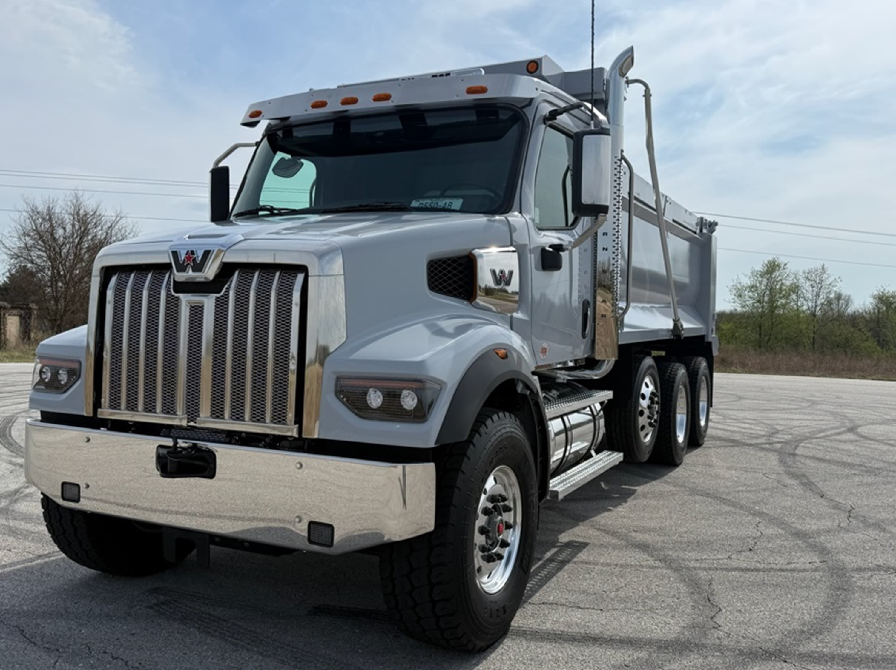2026 Western Star 47X - Photo 1