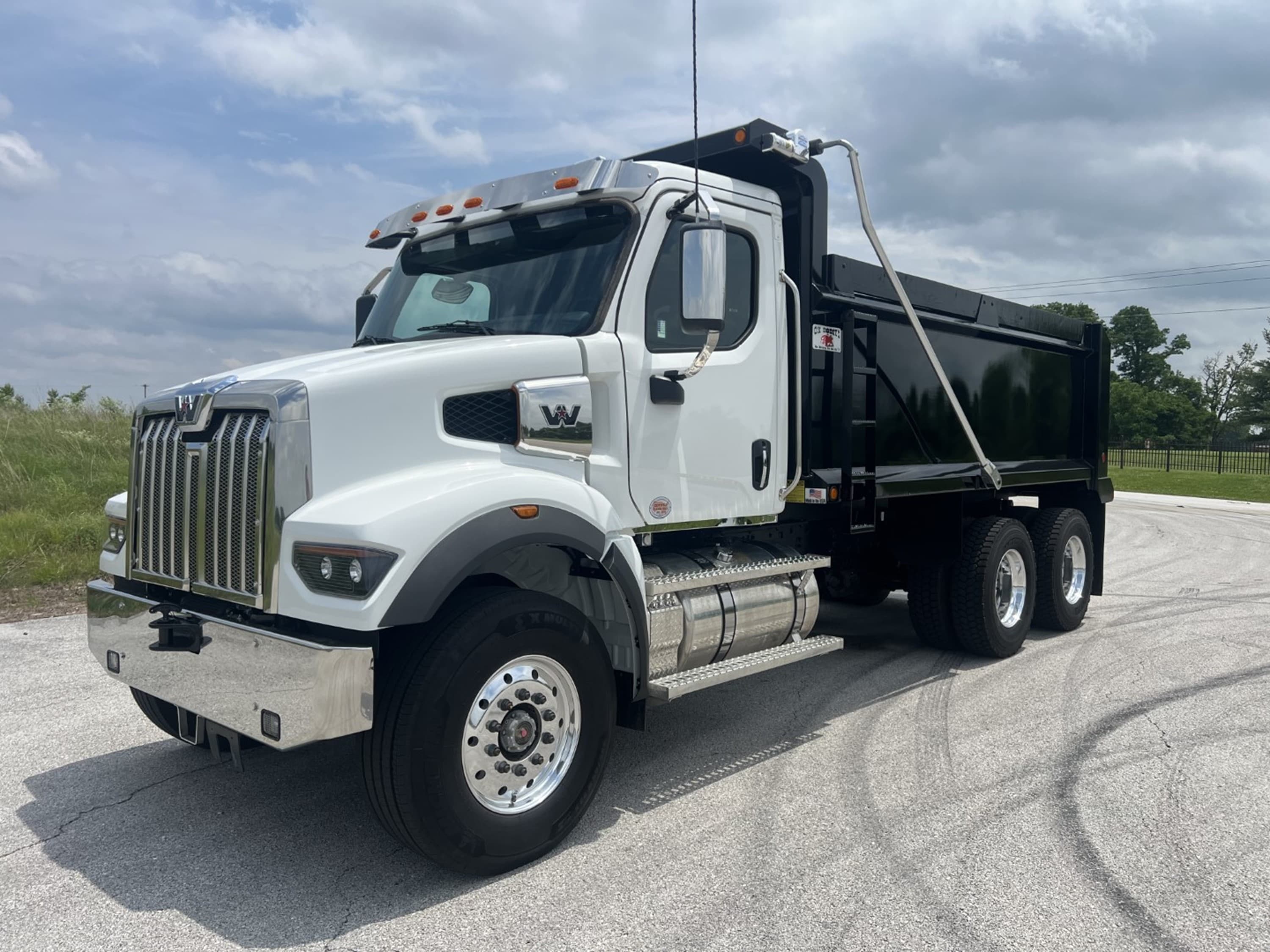 2026 Western Star 47X - Photo 1