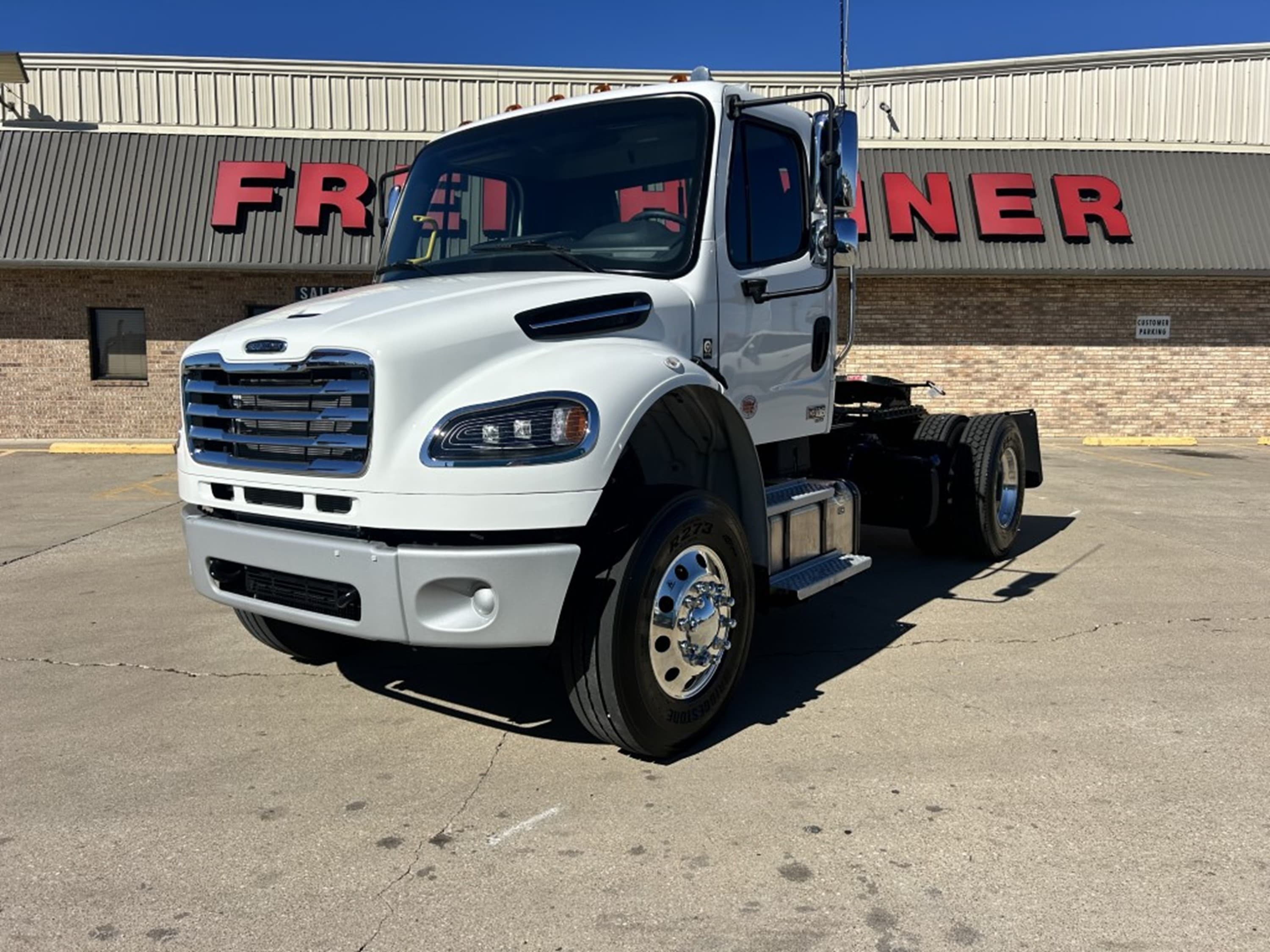 2027 Freightliner M2 106