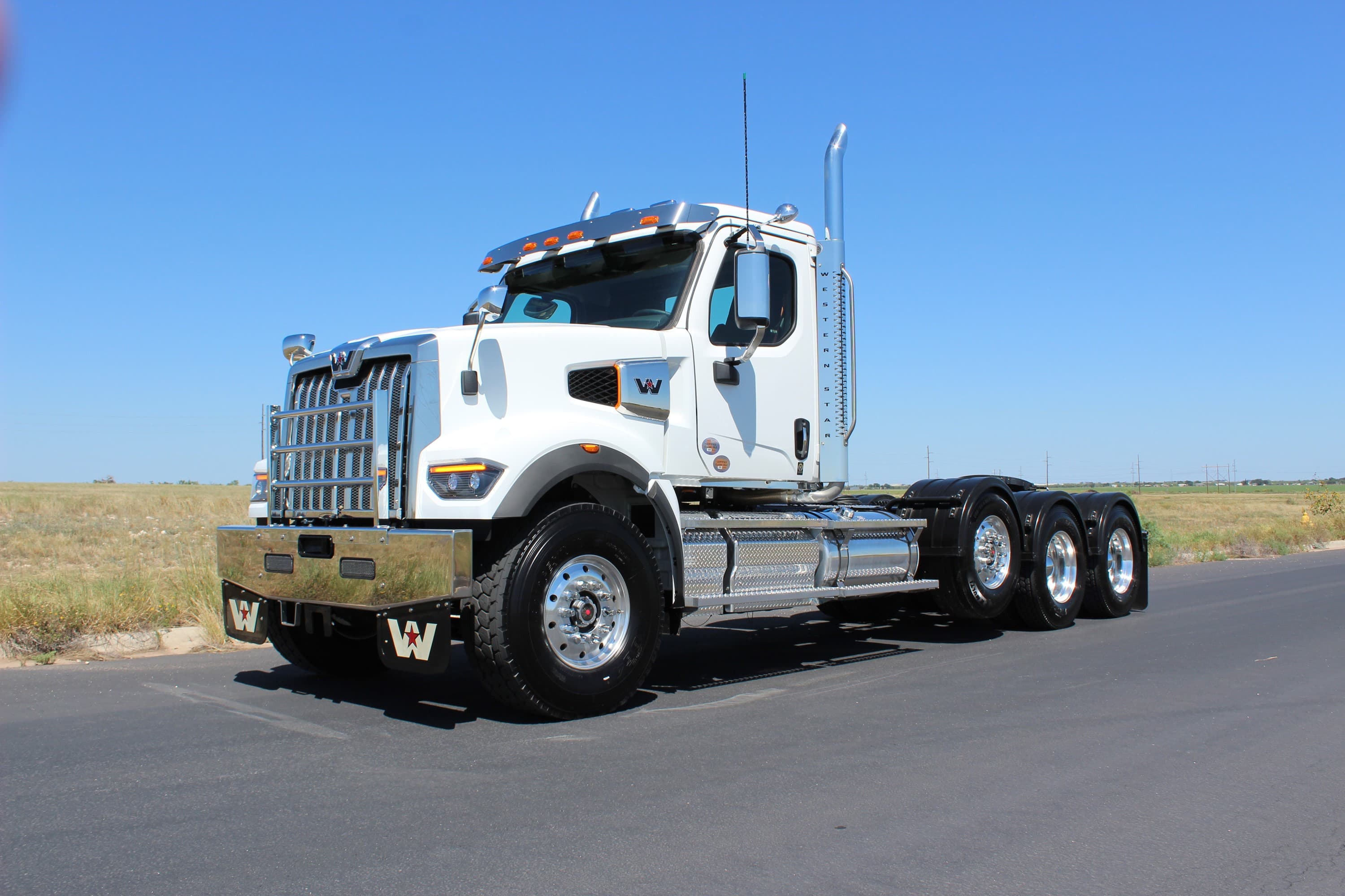 2027 Western Star 49X - Photo 1