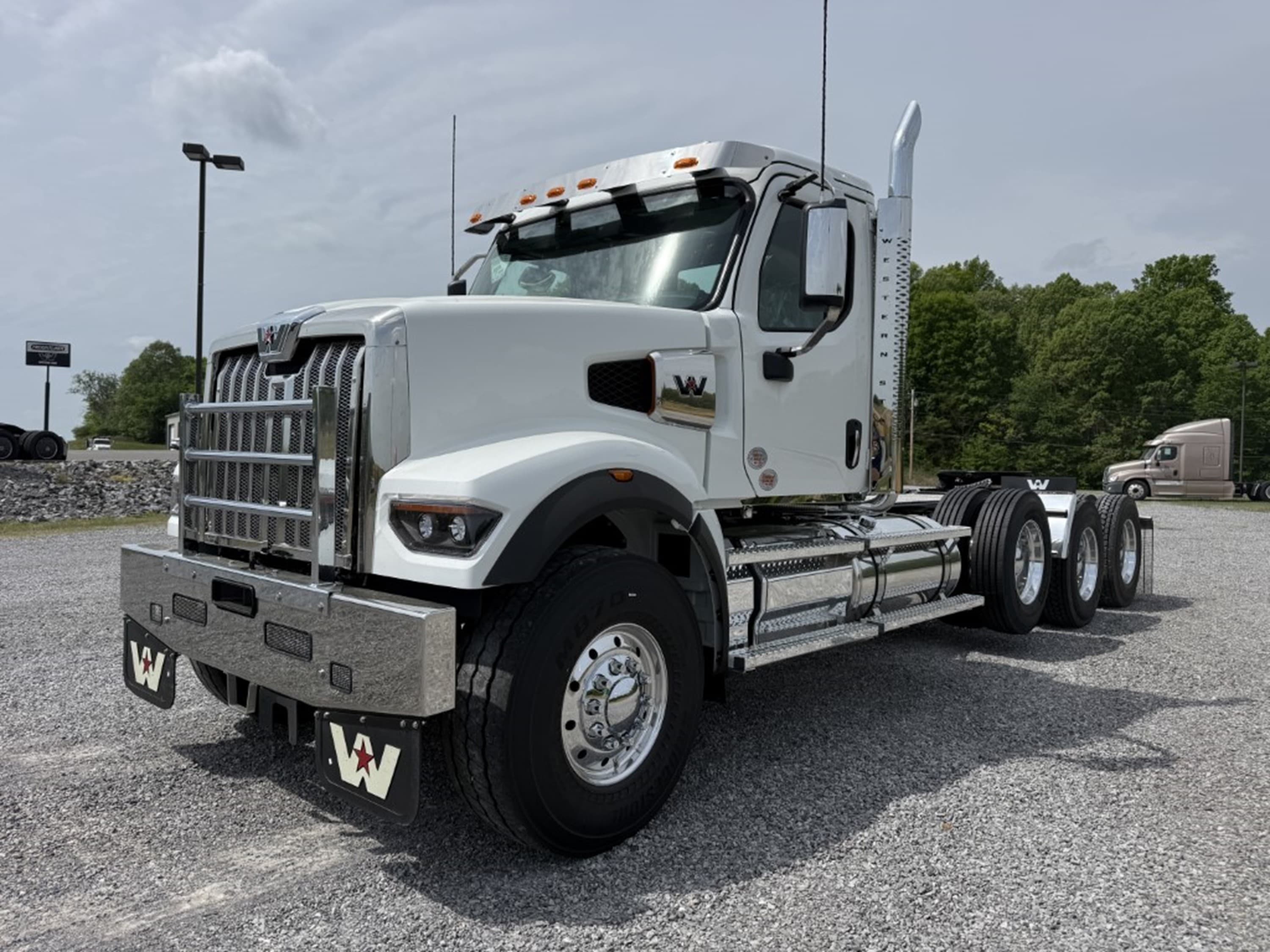 2027 Western Star 49X - Photo 1