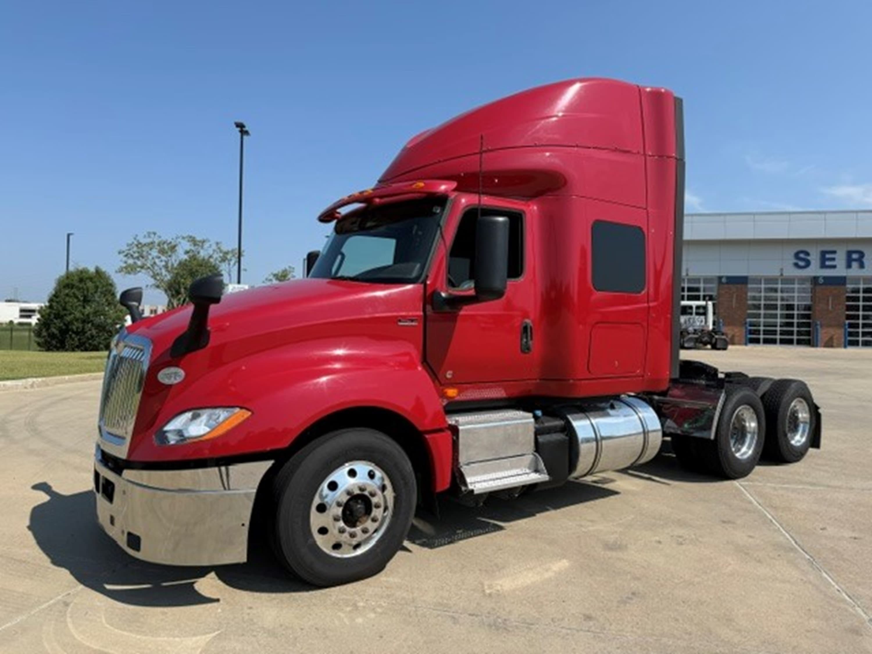 2021 International LT625
